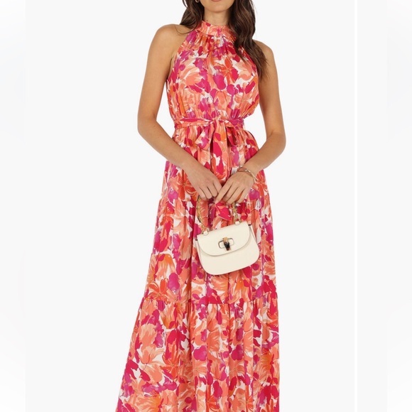 Petal & Pup
Caroline Floral Mock Neck
Maxi Dress - Picture 4 of 9
